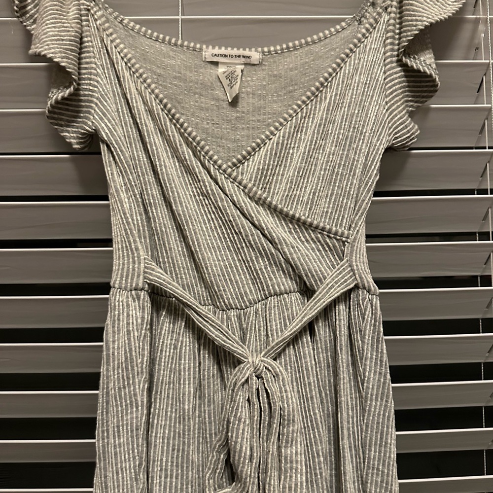 Dress - Picture 3 of 4